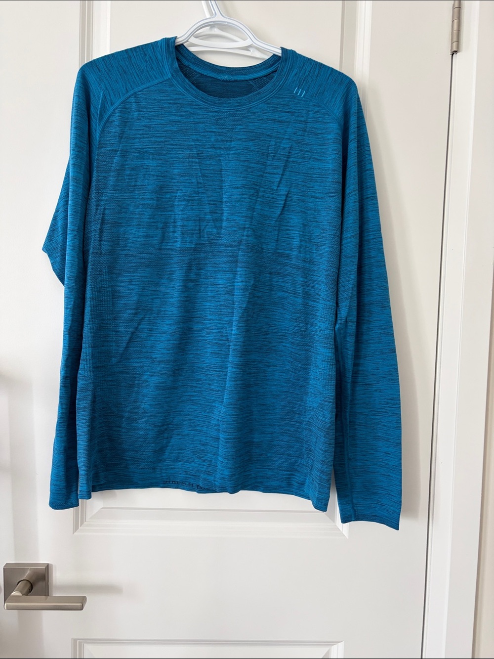 lululemon athletica Men's Long-Sleeve Performance Tee - Teal Blue